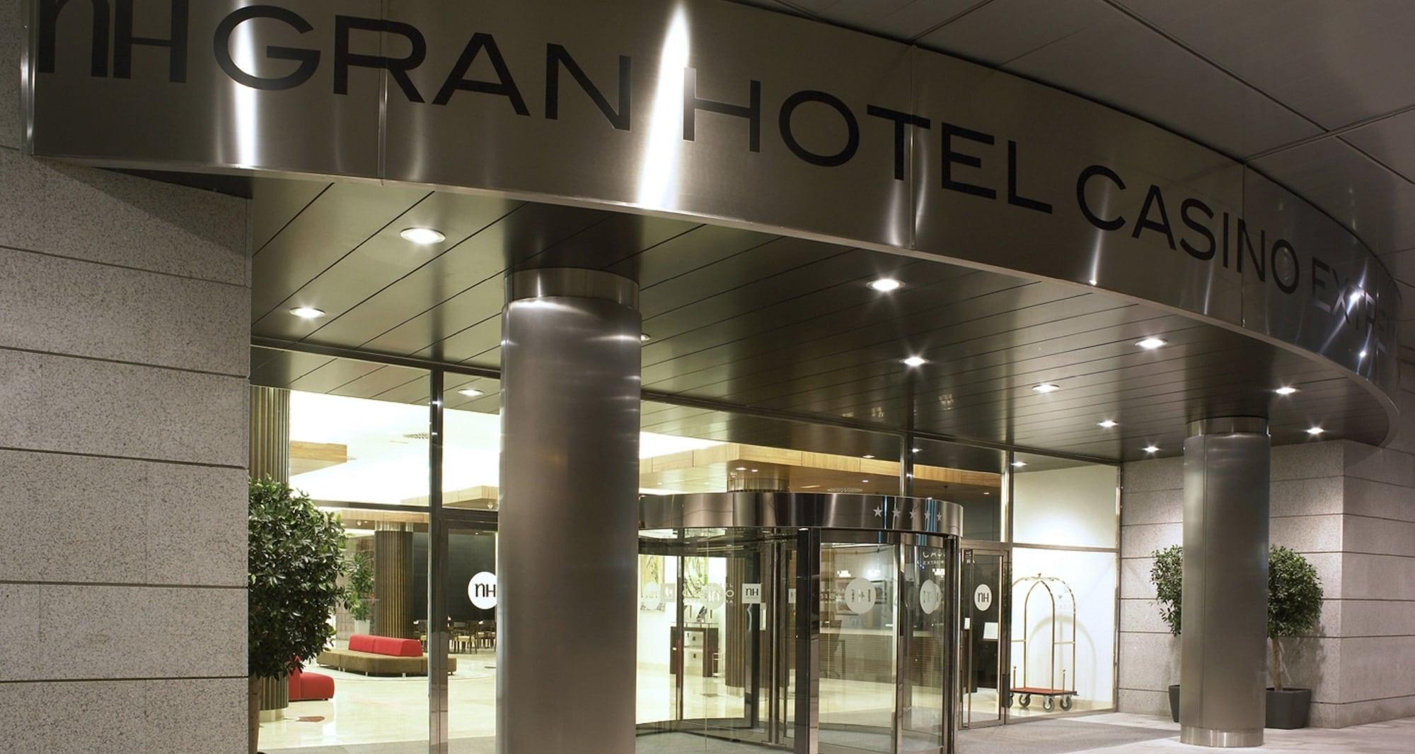 Nh Gran Hotel Casino De Extremadura Badajoz Exteriör bild
